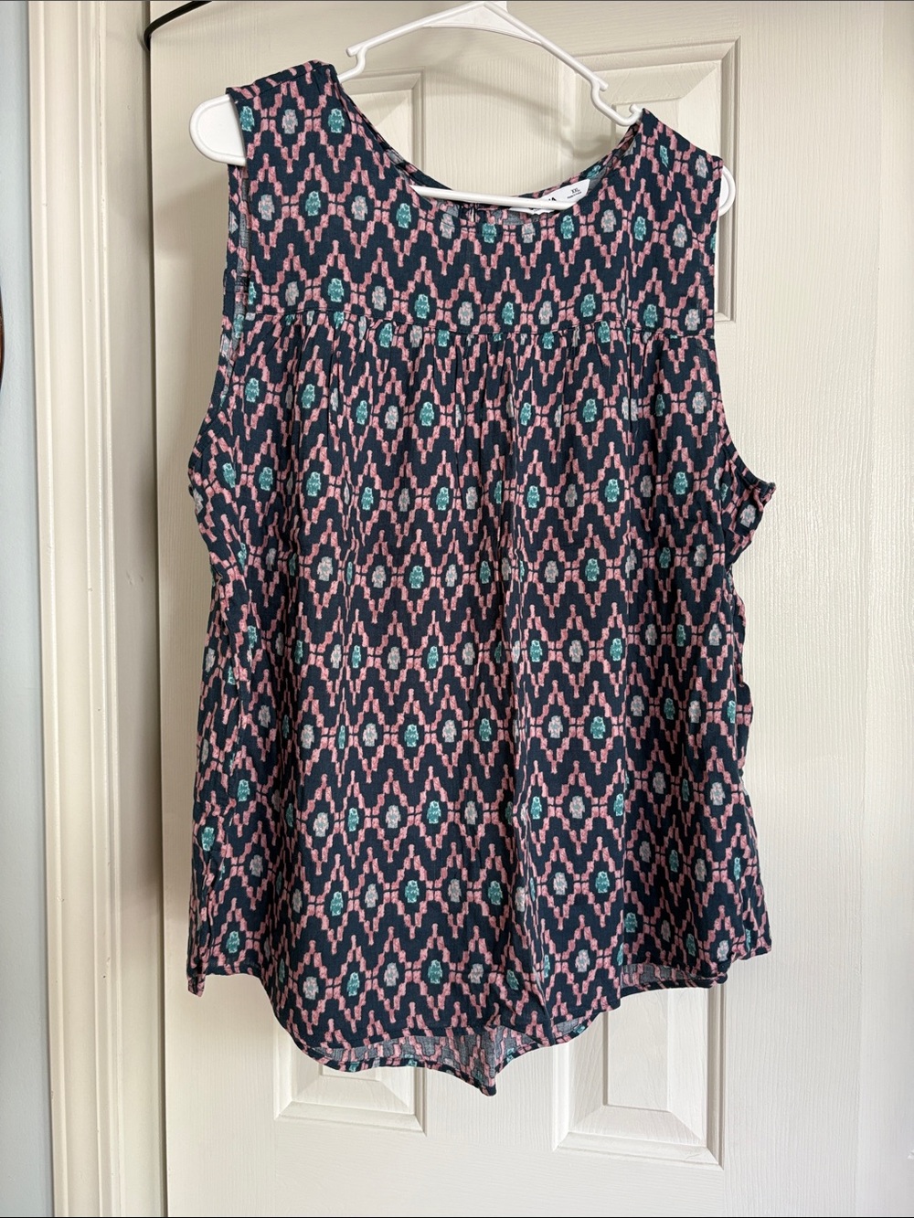 Sleeveless Navy Geometric Print Top - Women's
